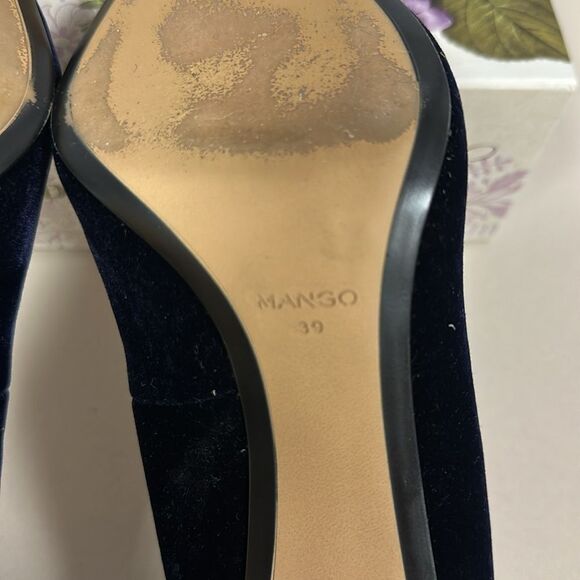 Mango 8-8.5 Midnight Navy Blue Velvet Pumps Stilettos Pointy Toe Heels - Picture 12 of 12